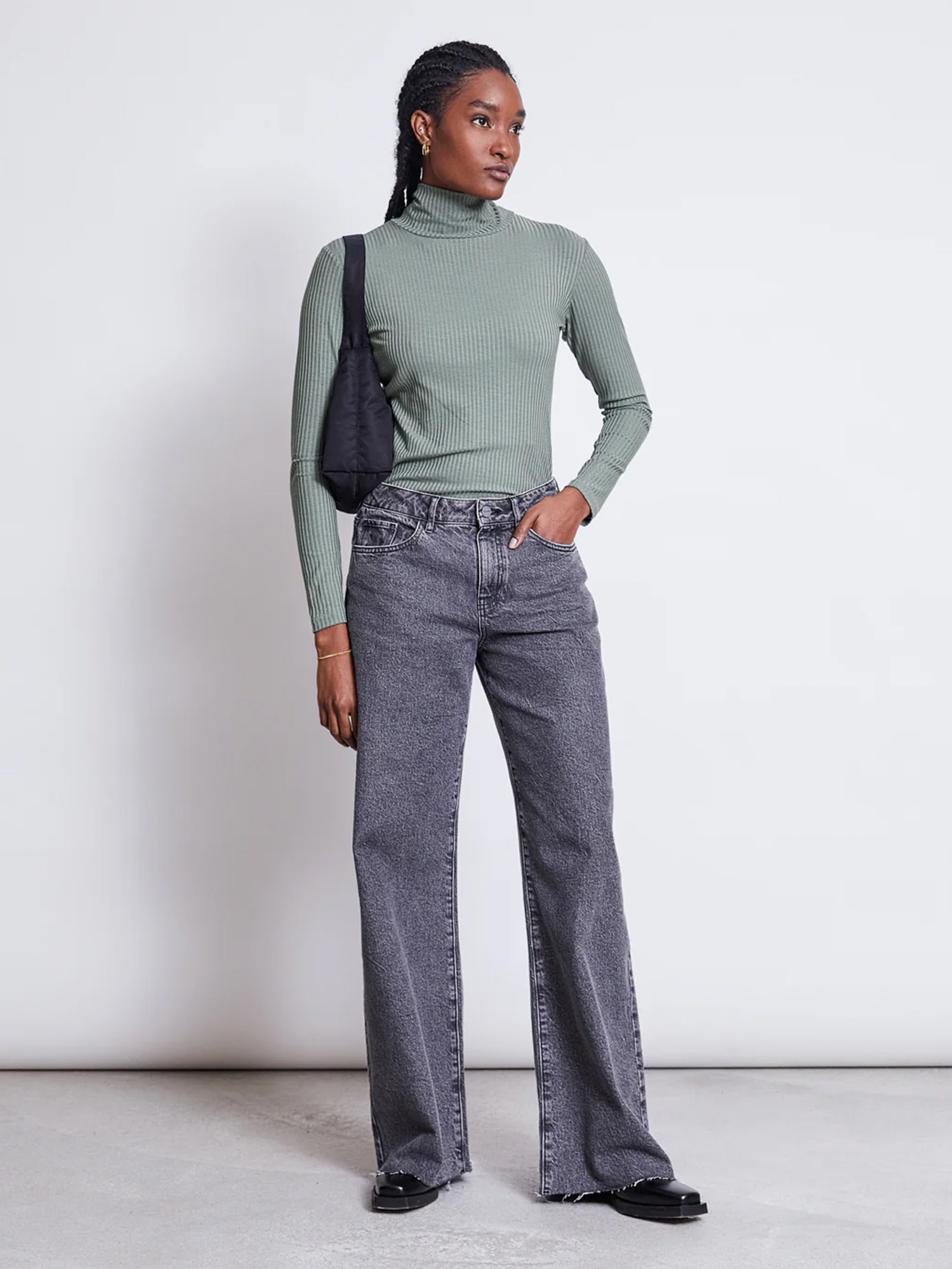 JAN 'N JUNE Turtle Neck Mio