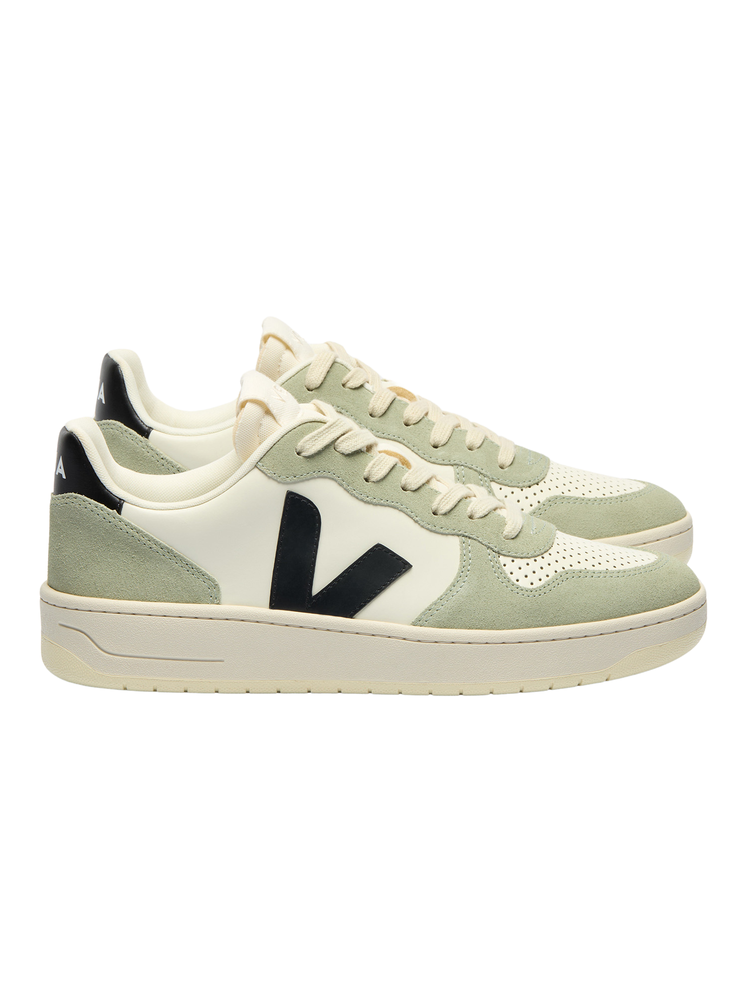 VEJA V-10 Prime Leather Pure Black Clay 40