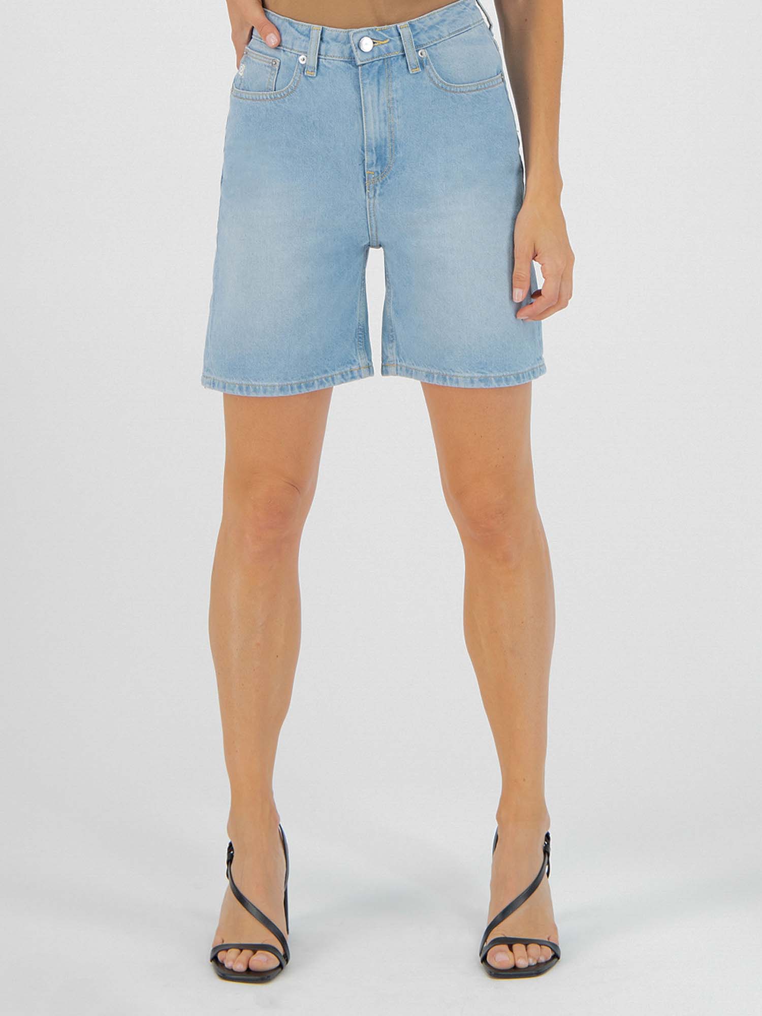 MUD JEANS Beverly Short Sun stone L