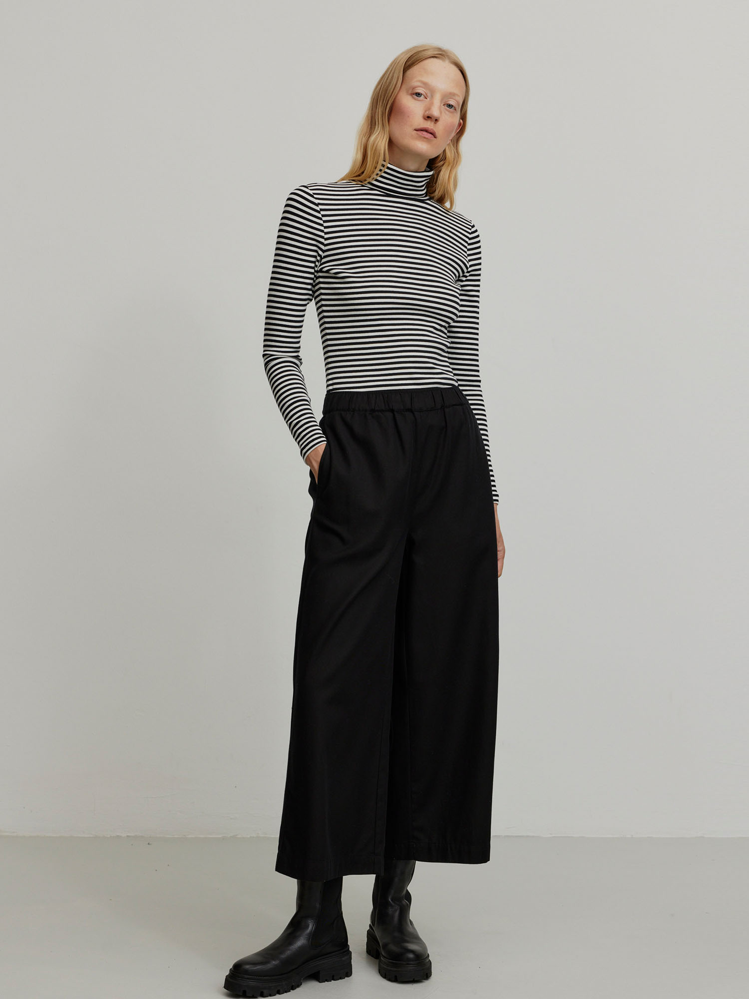 Recolution Liatris Stripes Longsleeve Black M