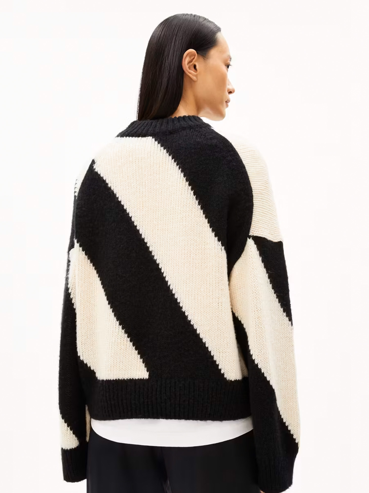 ARMEDANGELS Sadnaa Stripes Oatmilk Black M
