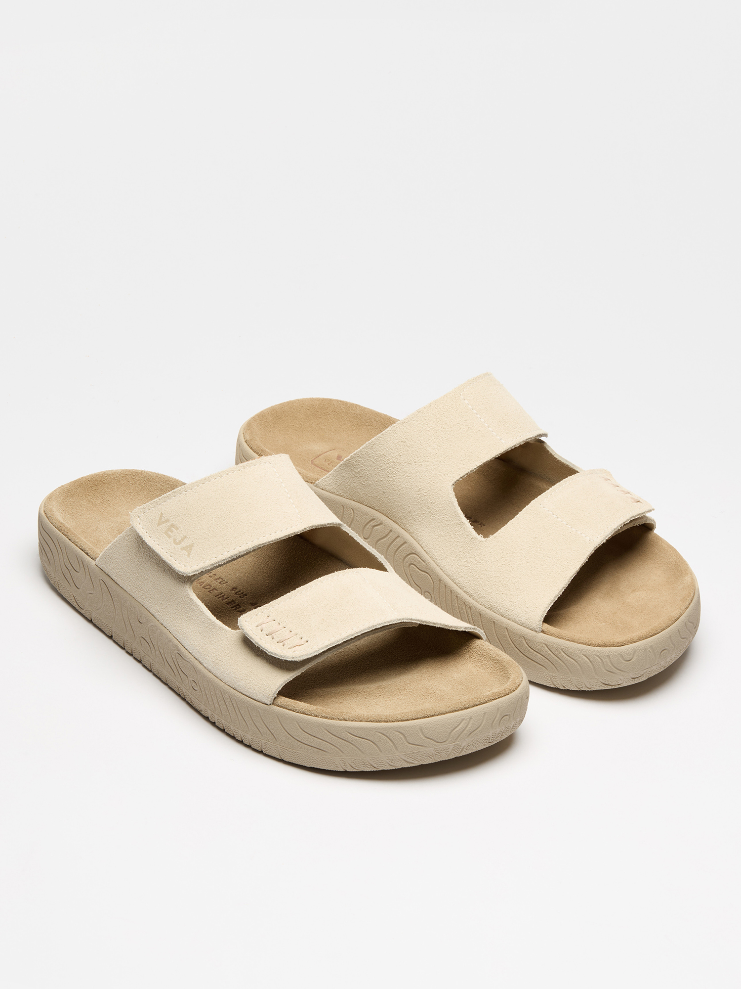 VEJA ETNA Suede Soft Men Pierre Almond Almond 41