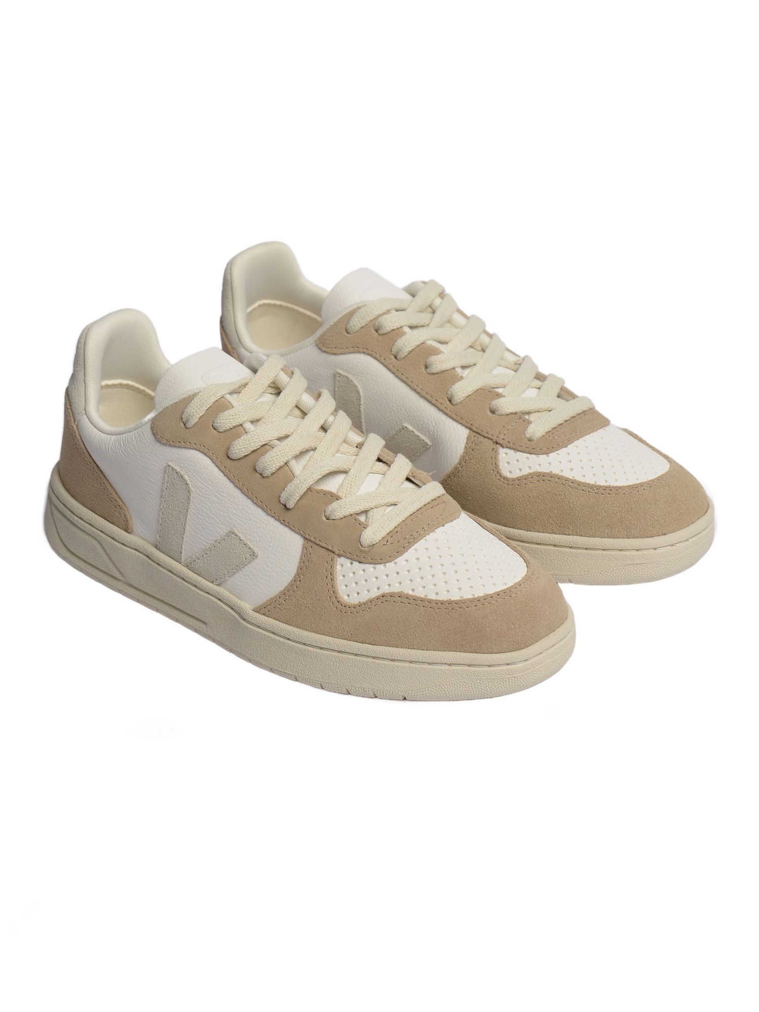 VEJA V-10 Chromefree Leather Men Extra White Natural Sahara 45