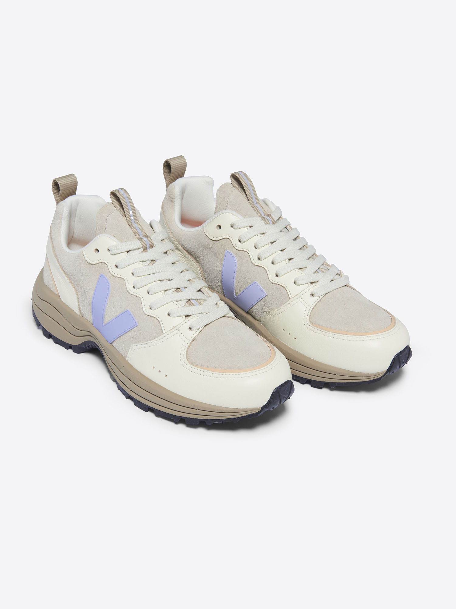 Veja Venturi Suede Almond Swan 41