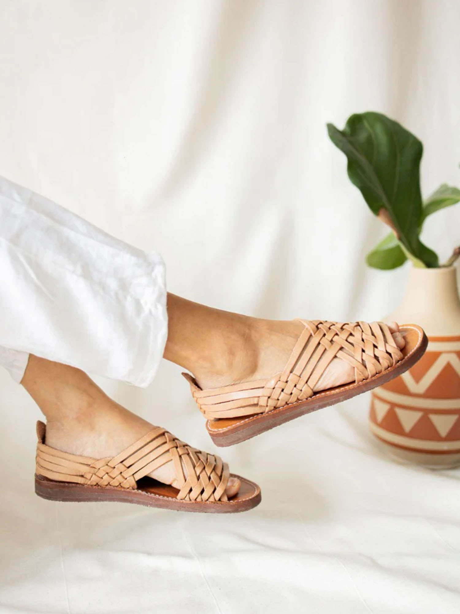 CANO Luisa Huarache Beige 40