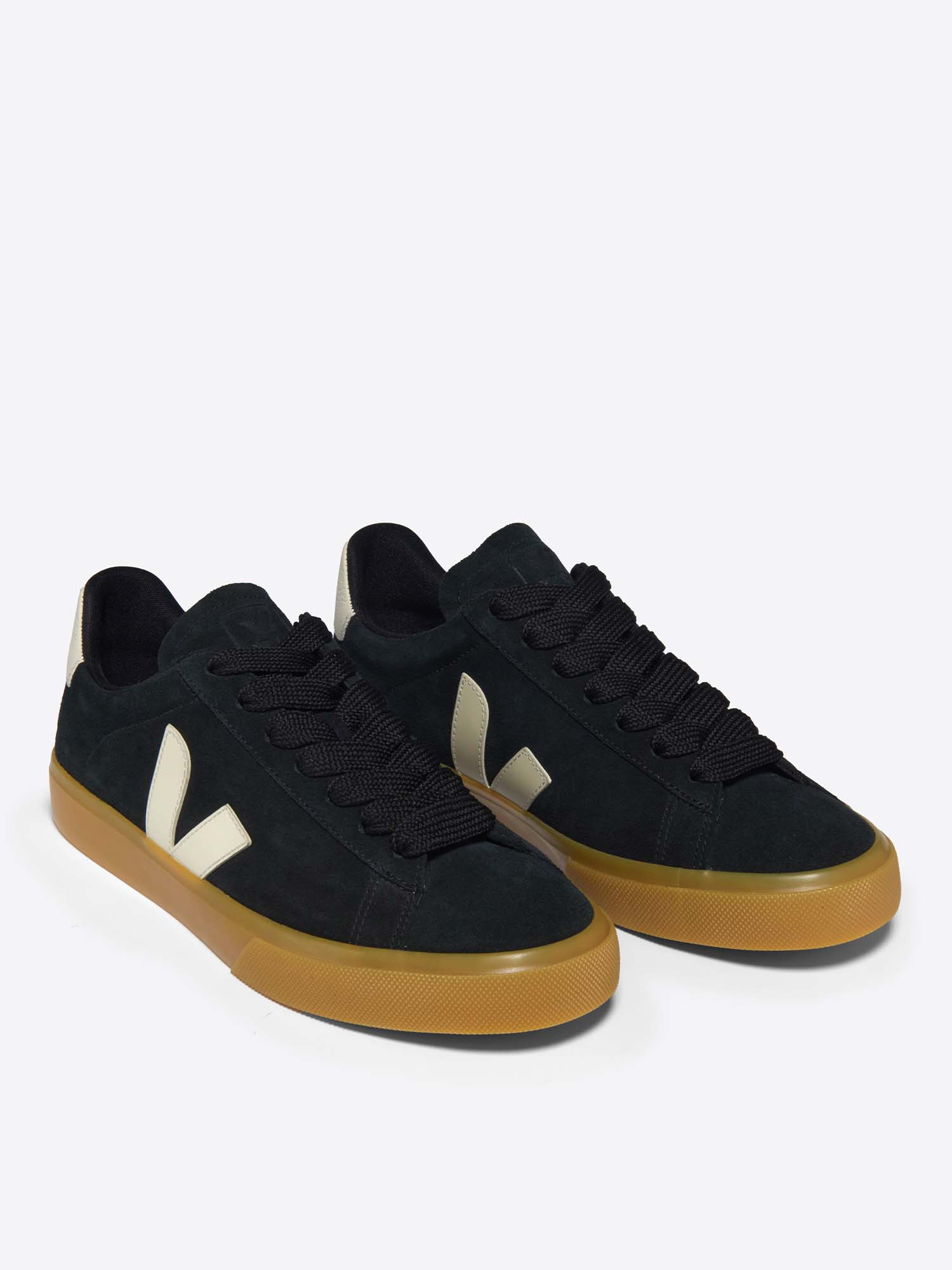 VEJA Campo Suede Black Pierre 36
