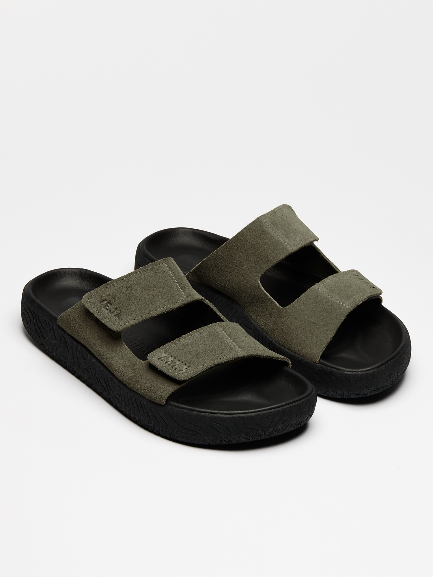 VEJA ETNA Suede Soft Men Kaki Kaki Black 44