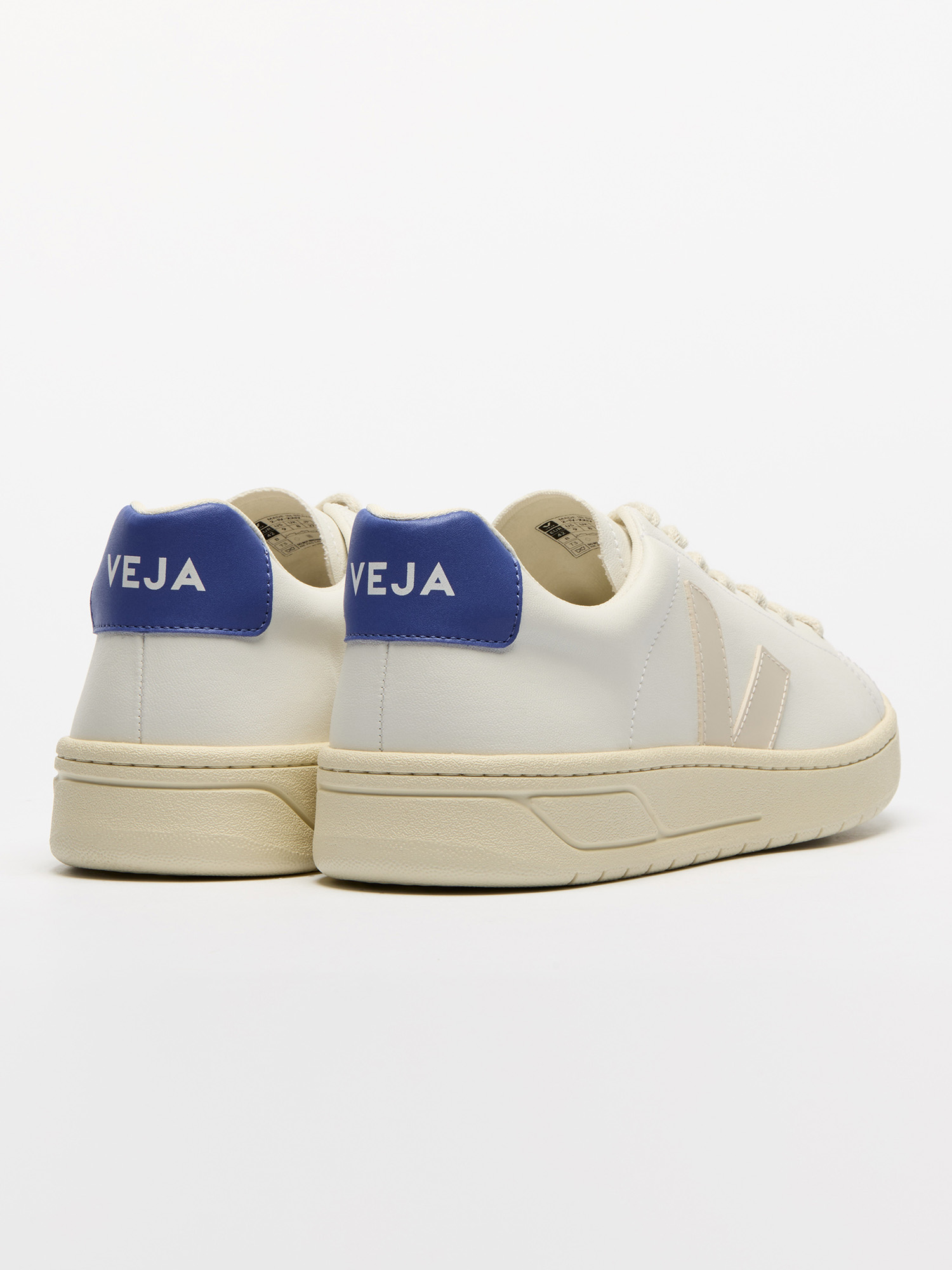 VEJA URCA CWL White Pierre Paros 38