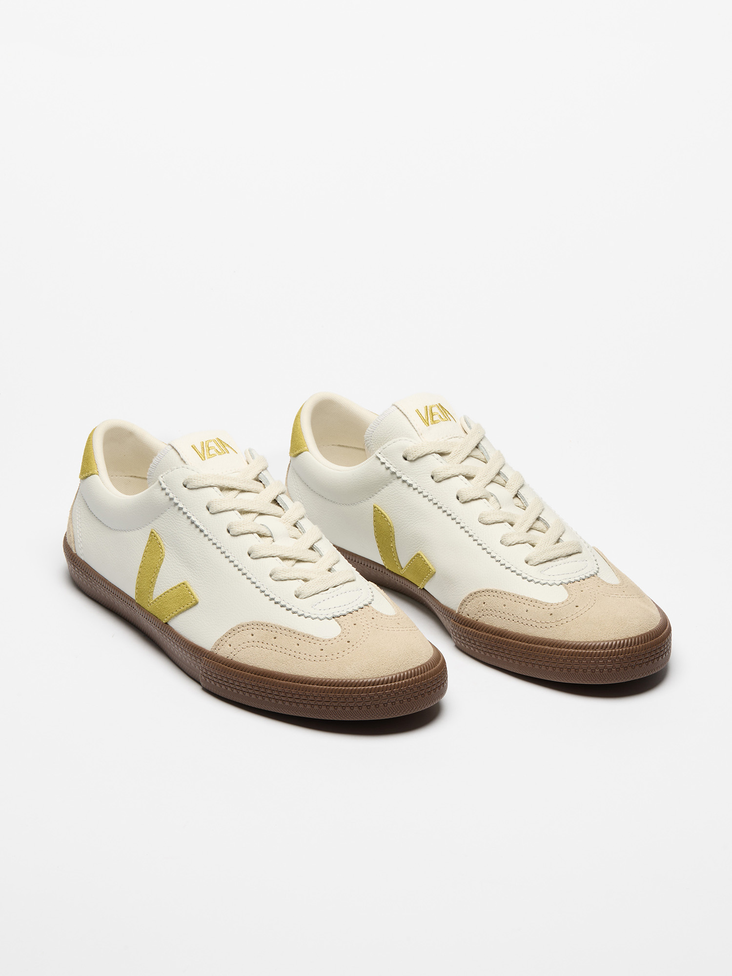 VEJA Volley Leather Women White Liquor Bark 40