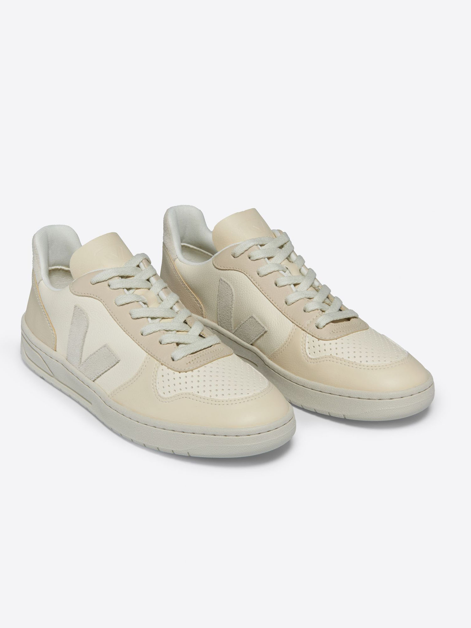 VEJA V-10 Chromefree Leather Women Multico Cashew Pierre 41