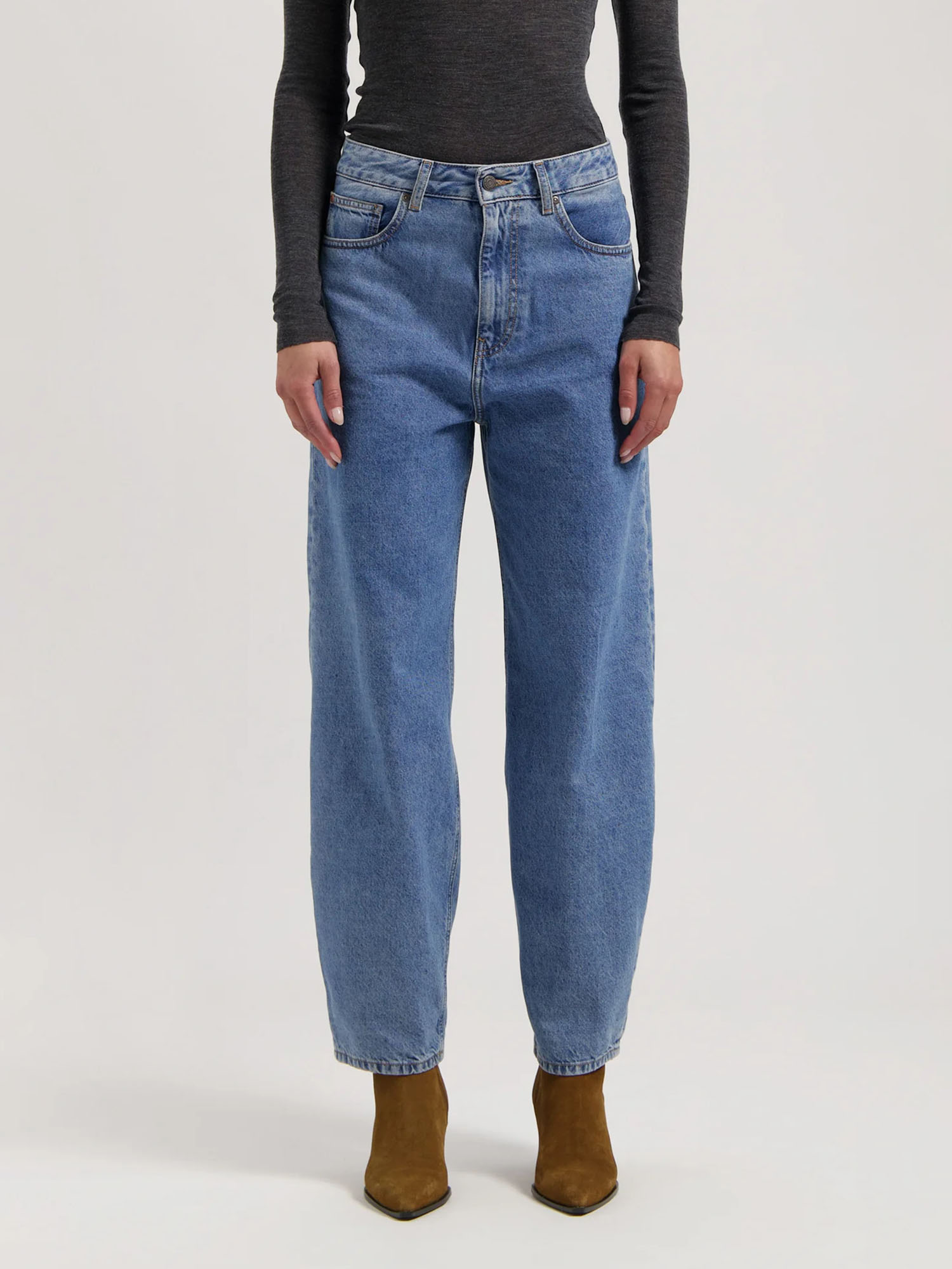 MUD JEANS Brooke High Barrel Stone Vintage 31