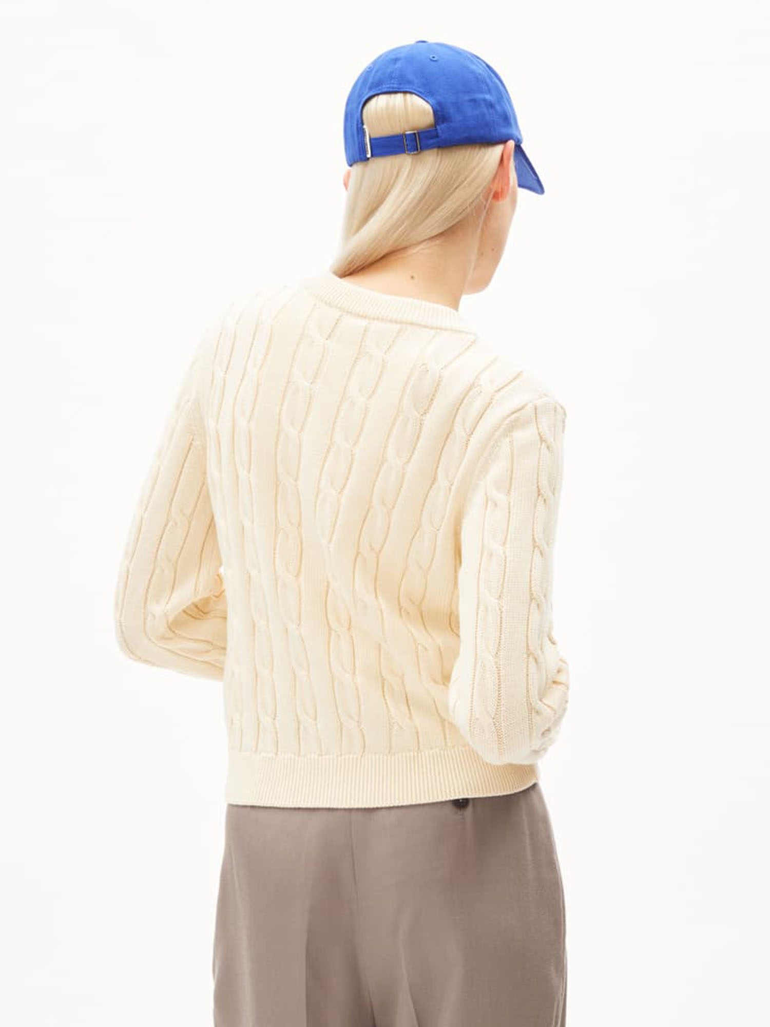ARMEDANGELS Juliaanas-AA_SS24W_4559_oatmilk_l