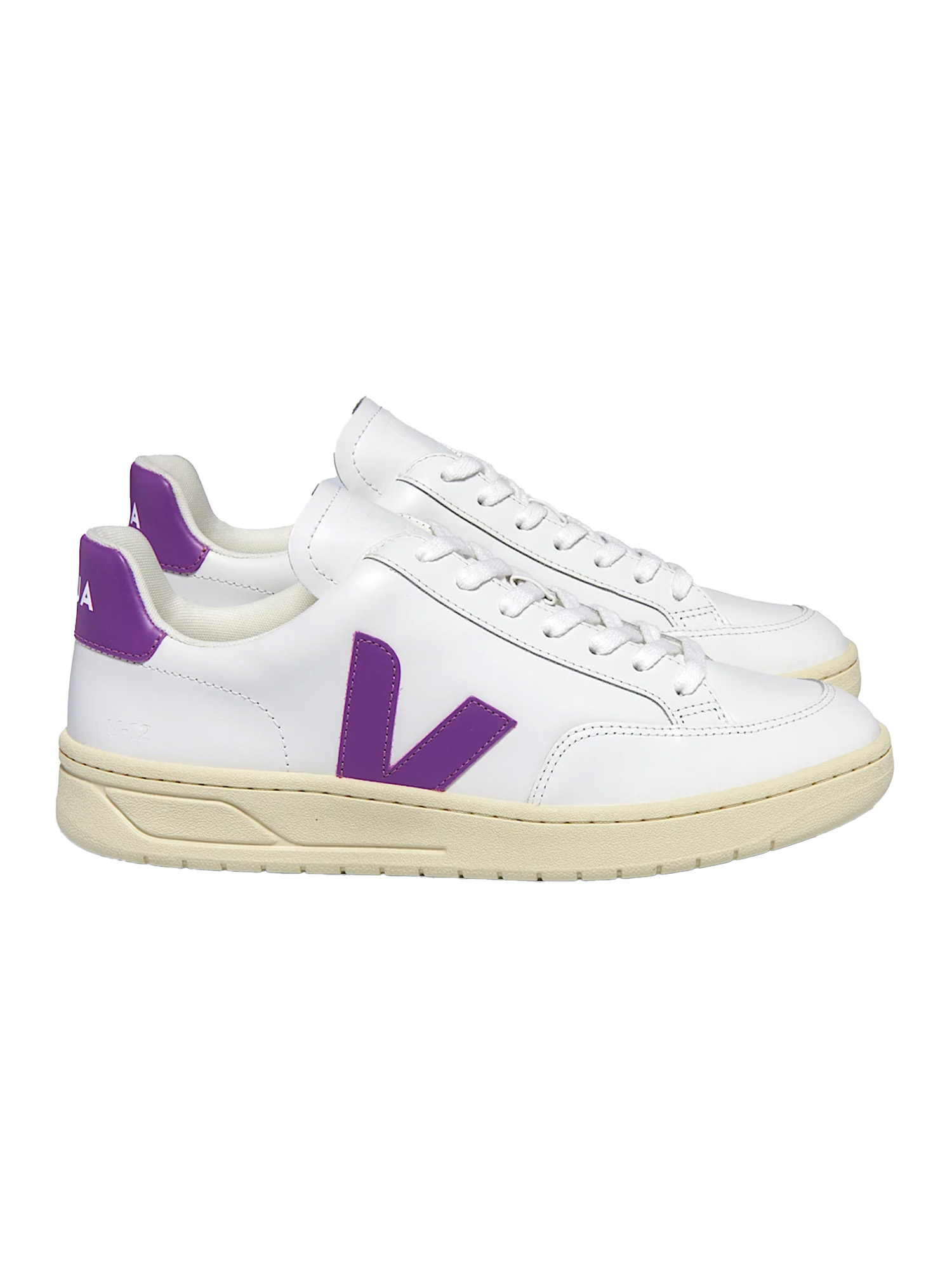 VEJA V-12 Leather Extra White Cosmos 37